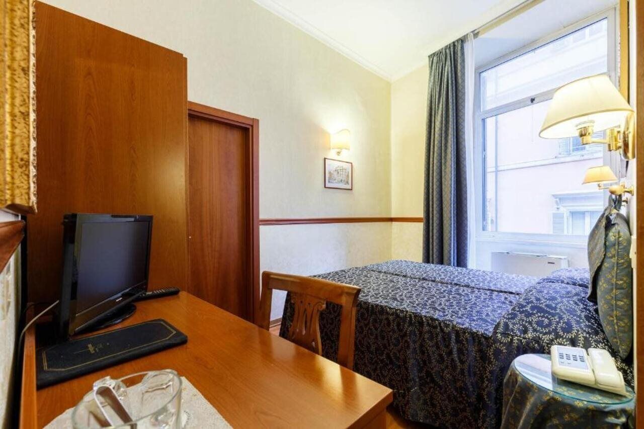 Hotel Paris Ρώμη Εξωτερικό φωτογραφία